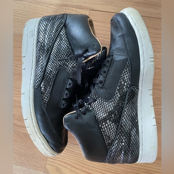Nike Air Python Lux SP Sneakers - Black - Picture 6 of 13